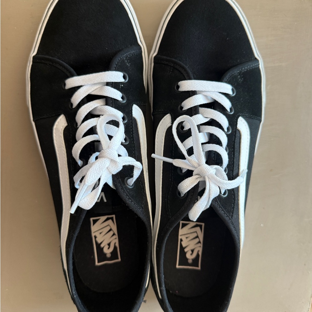 Vans Black and White size 12 men’s *worn once” - Picture 2 of 6
